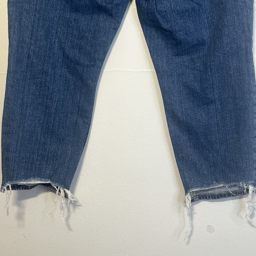 Abercrombie & Fitch The Mom High‎ Rise Tapered Destroy Cropped Jeans Size 29 - Picture 7 of 14